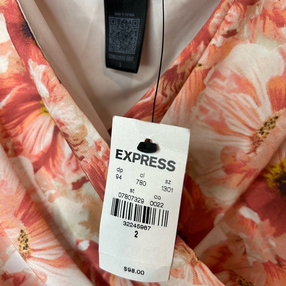 Express size 2 floral dress - Picture 3 of 5